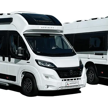 Arctic Vans - Comfort On Wheels *